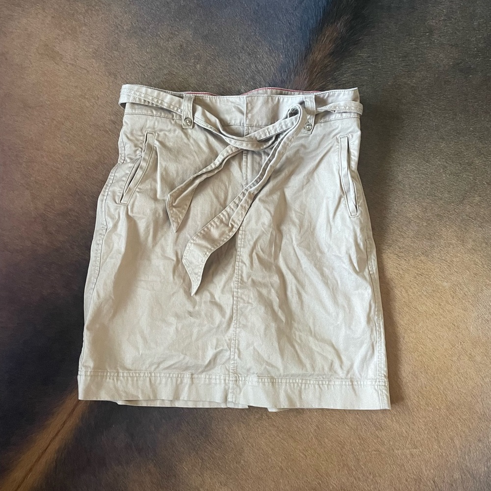 Tommy Hilfiger Skirt Beige Sz 14